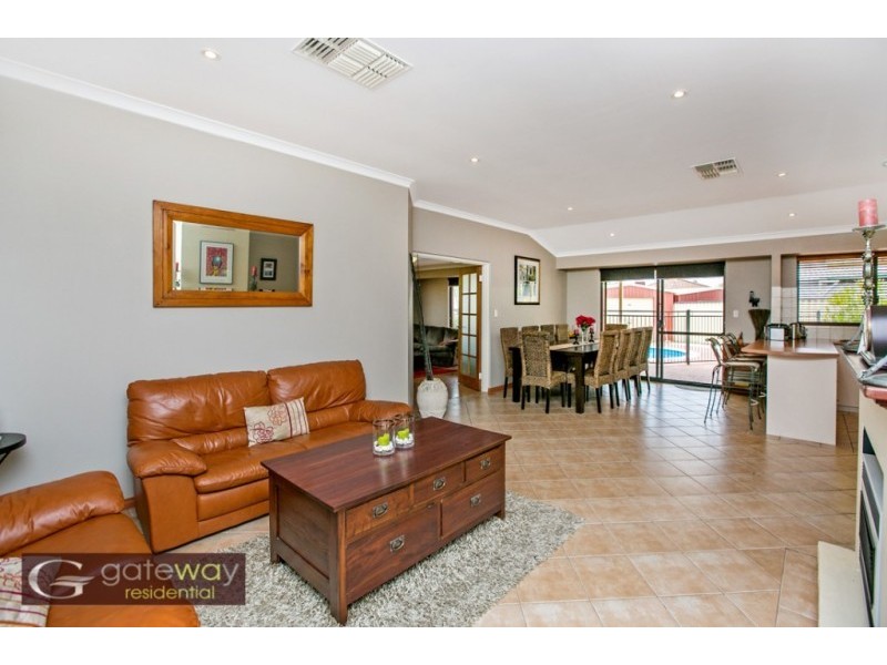 9 Wauhop Circle, Beeliar WA 6164