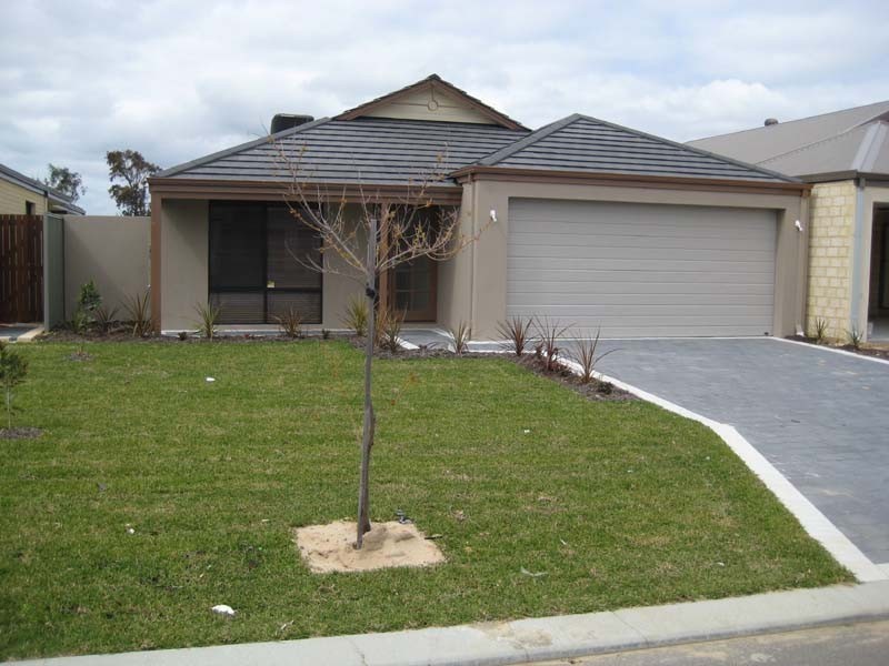 42 Whittaker Turn, Piara Waters WA 6112