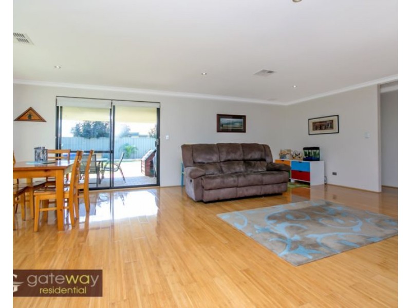 17 Heidelberg Street, Aubin Grove WA 6164