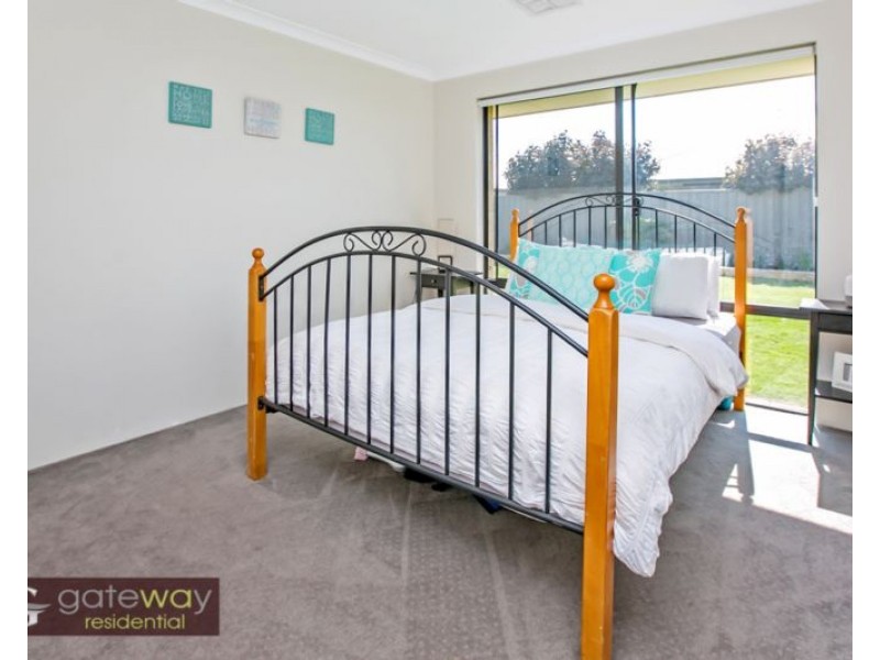 17 Heidelberg Street, Aubin Grove WA 6164