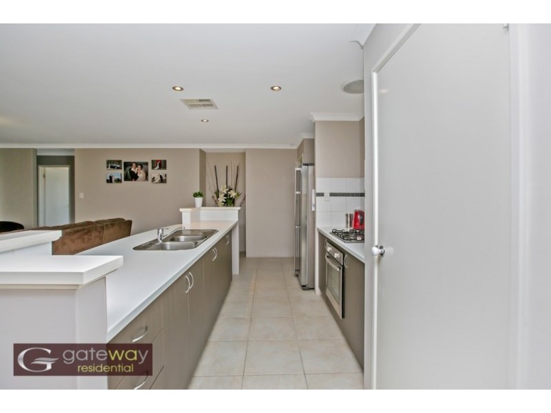 2 Seville Way, Aubin Grove WA 6164