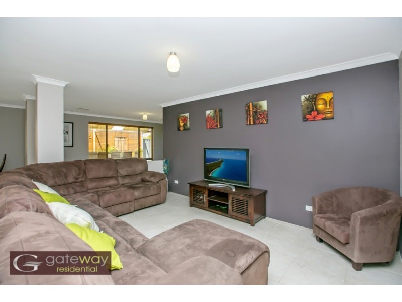 2 Seville Way, Aubin Grove WA 6164