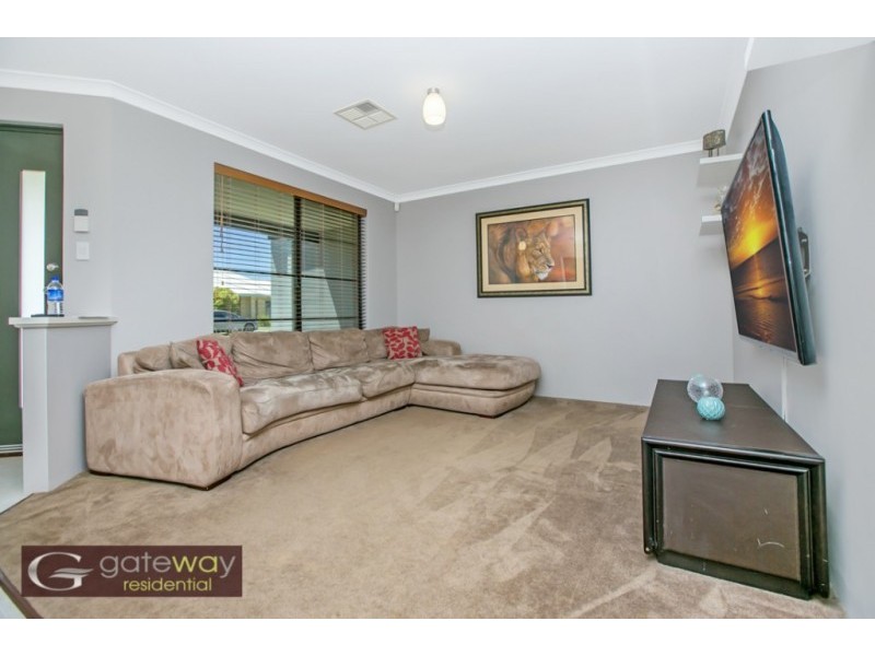 2 Seville Way, Aubin Grove WA 6164