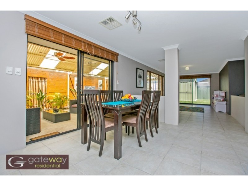 2 Seville Way, Aubin Grove WA 6164