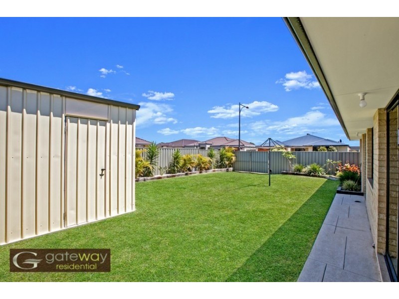 2 Seville Way, Aubin Grove WA 6164