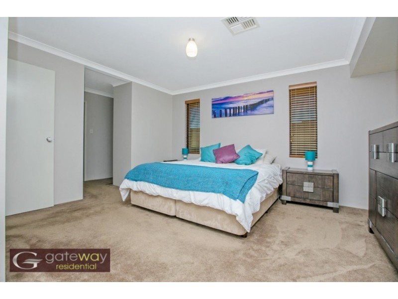 2 Seville Way, Aubin Grove WA 6164