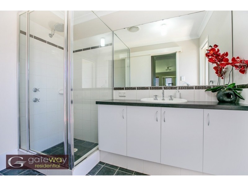 2 Seville Way, Aubin Grove WA 6164