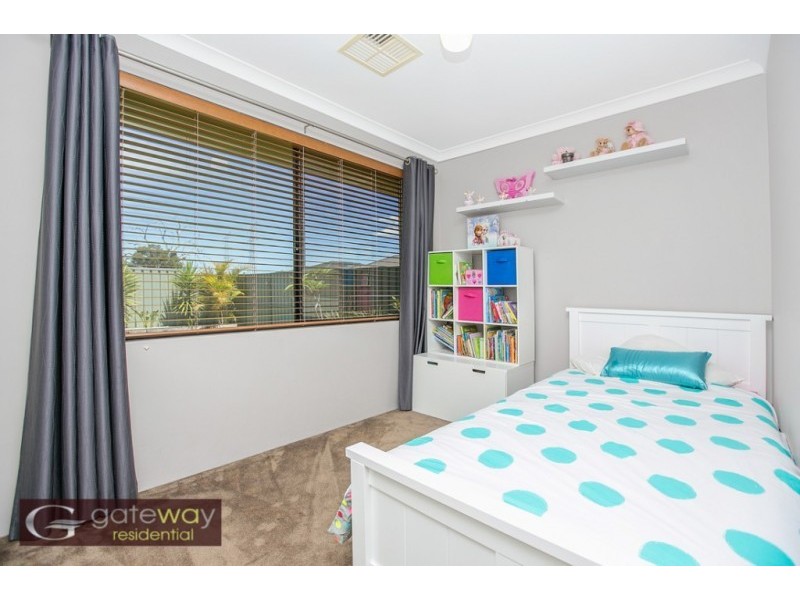 2 Seville Way, Aubin Grove WA 6164