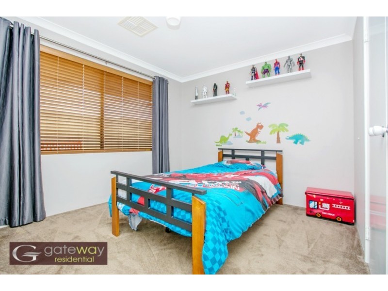 2 Seville Way, Aubin Grove WA 6164