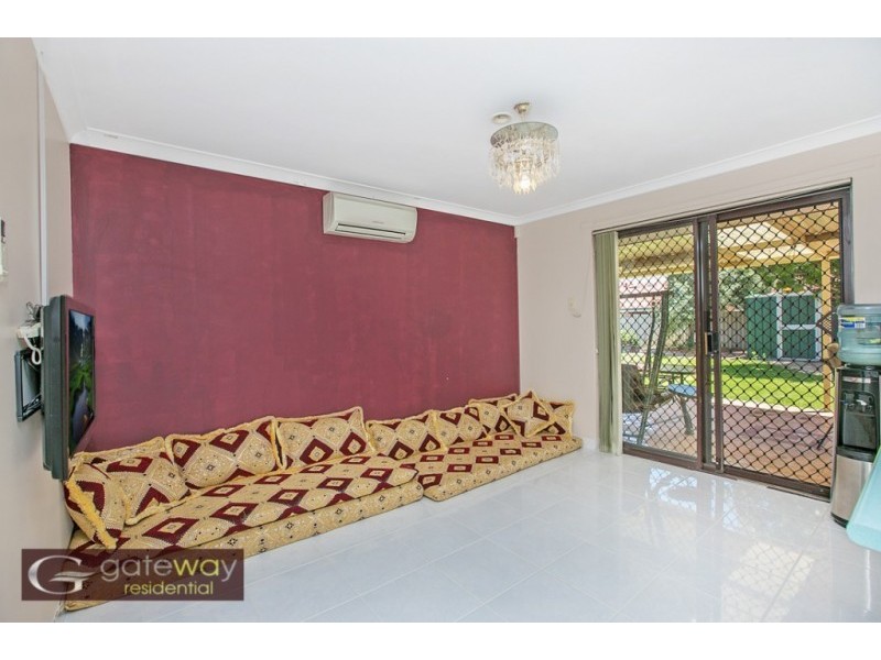 24 Harris Way, Westminster WA 6061