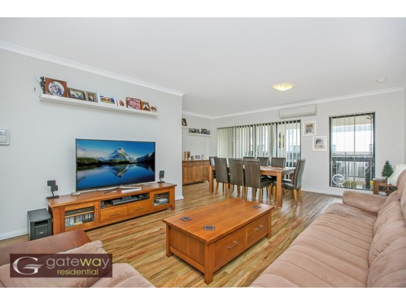 43/2 Stockton Bend, Cockburn Central WA 6164