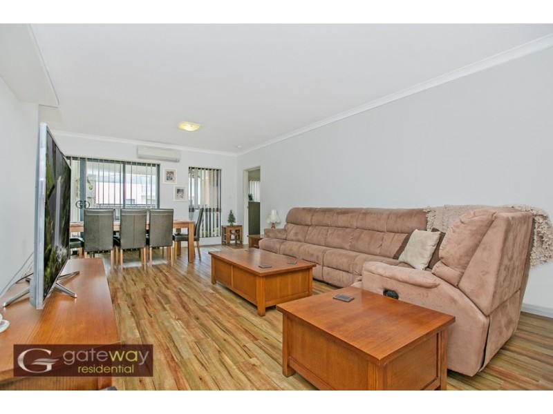 43/2 Stockton Bend, Cockburn Central WA 6164