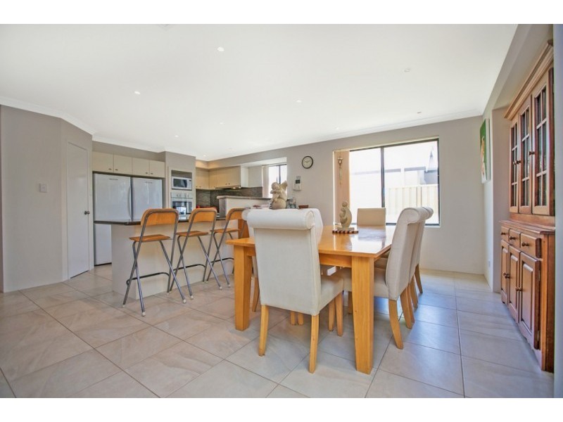 29 Honeyeater Street, Beeliar WA 6164