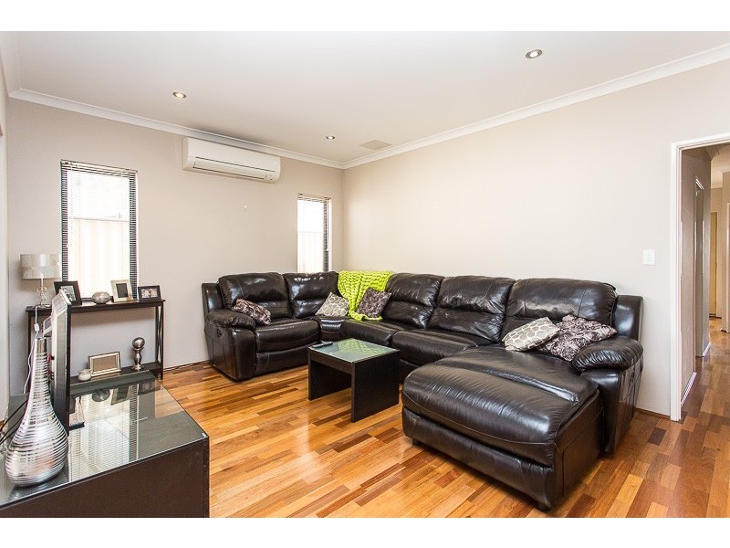 18A Torrey Crescent, Aubin Grove WA 6164