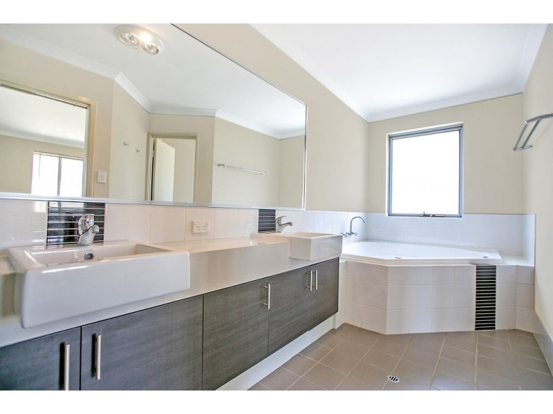 3 Antina Way, Success WA 6164