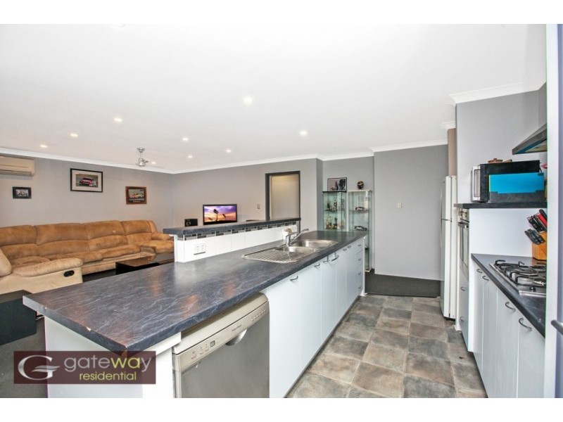 11 Edulis Avenue, Aubin Grove WA 6164