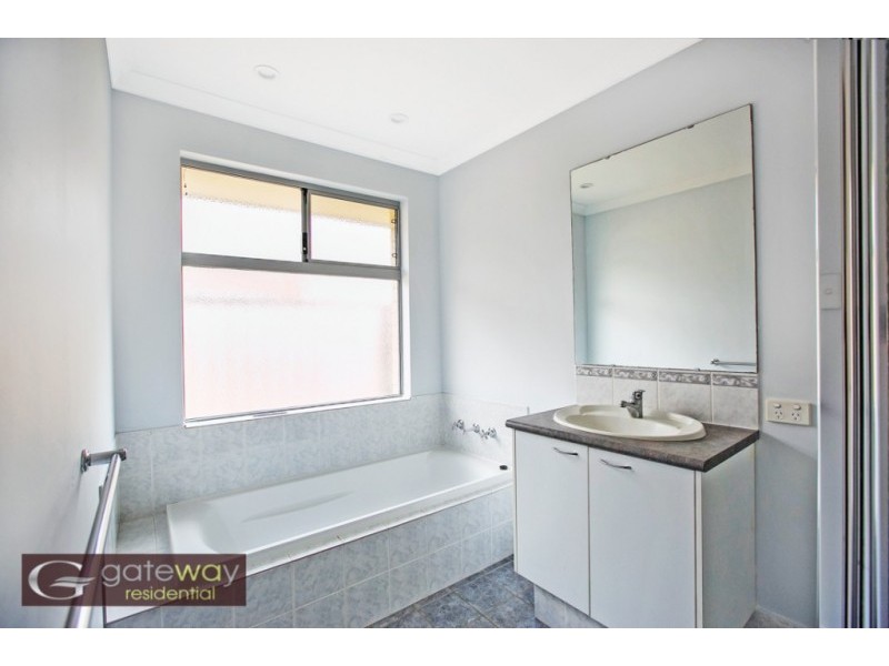 11 Edulis Avenue, Aubin Grove WA 6164