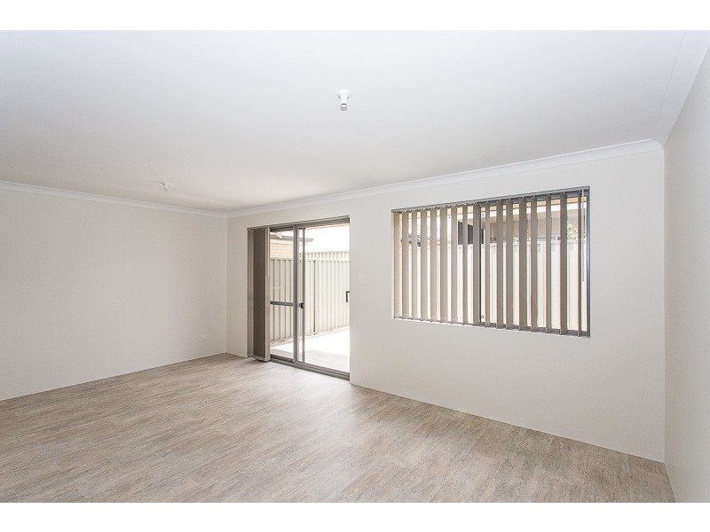 13 Cosin Street, Piara Waters WA 6112