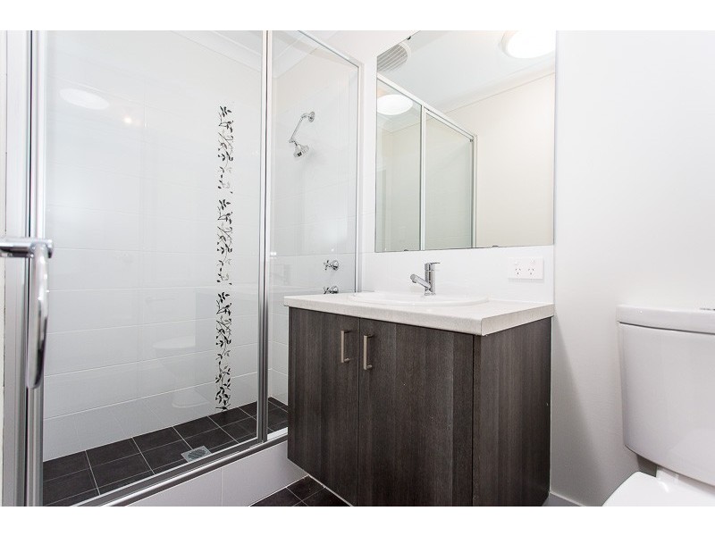 13 Cosin Street, Piara Waters WA 6112