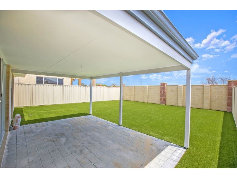 61 Peppermint Gardens, Aubin Grove WA 6164