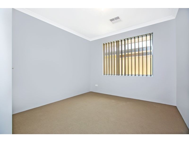 61 Peppermint Gardens, Aubin Grove WA 6164