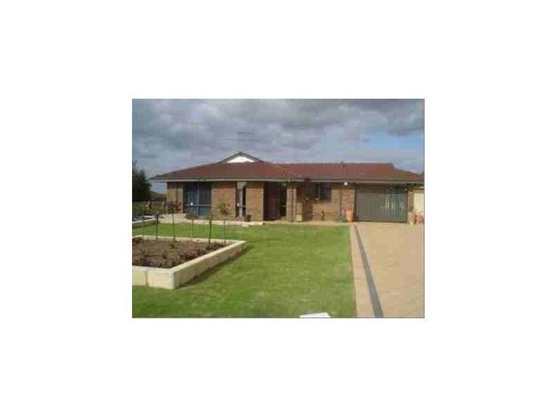 6 Evans Place, Padbury WA 6025