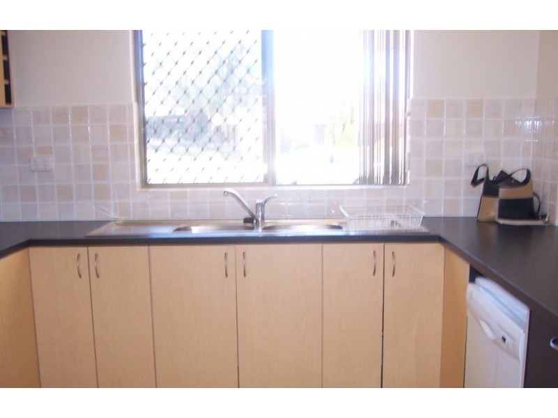 6 Evans Place, Padbury WA 6025