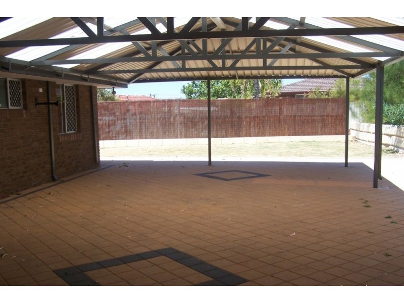 6 Evans Place, Padbury WA 6025