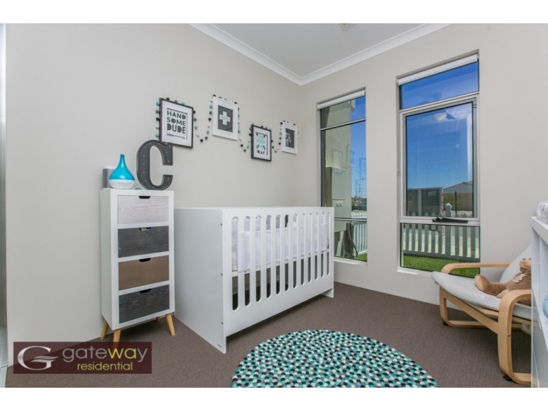 27 Geikie Glade, Wandi WA 6167