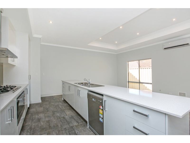 1 Beaconsfield Street, St James WA 6102