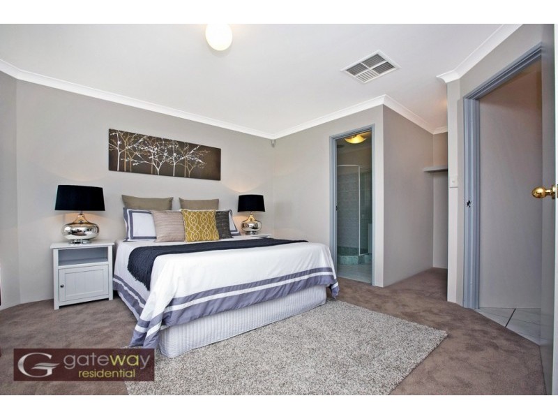 73 Lesueur Pass, Beeliar WA 6164
