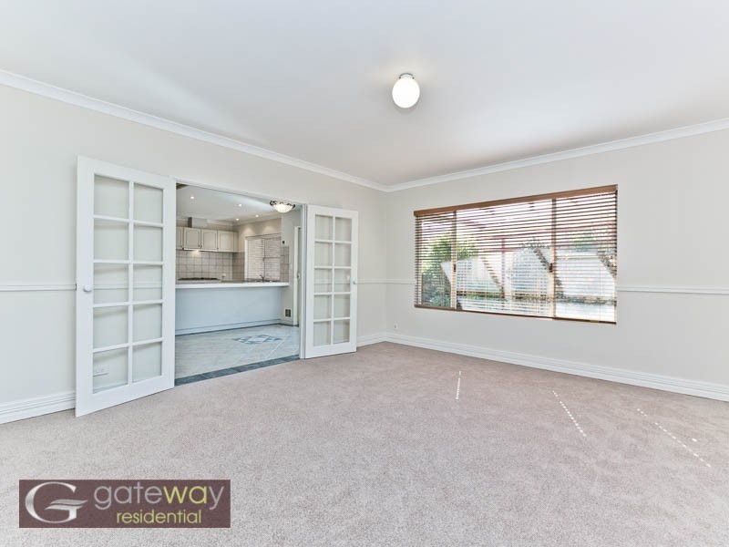 13 Portsea Gardens, Jandakot WA 6164