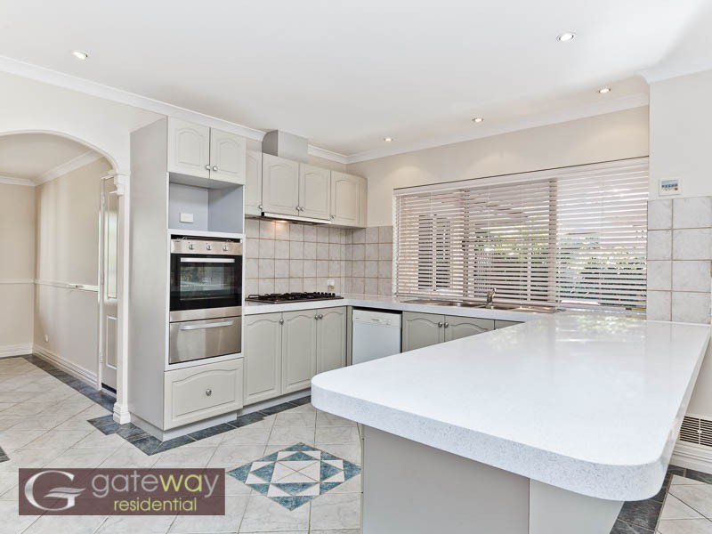 13 Portsea Gardens, Jandakot WA 6164