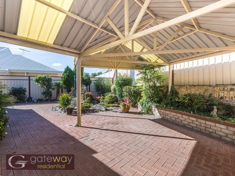 13 Portsea Gardens, Jandakot WA 6164
