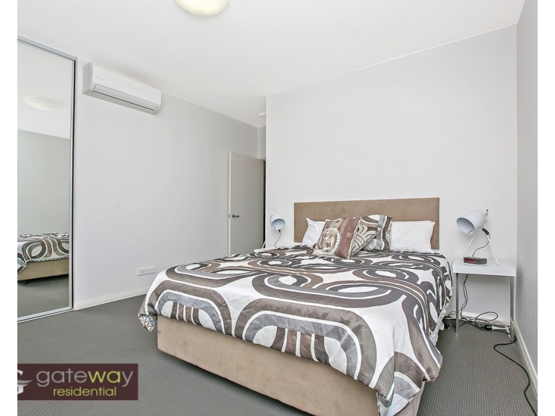 24/2 Points Way, Cockburn Central WA 6164