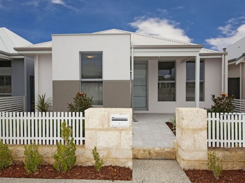 61 Lyon Road, Atwell WA 6164