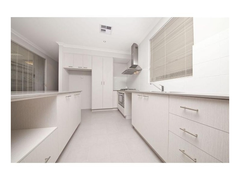 61 Lyon Road, Atwell WA 6164