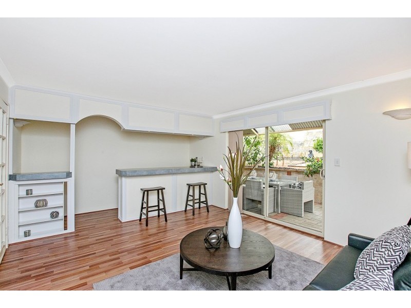 12 Imandra Circuit, Success WA 6164