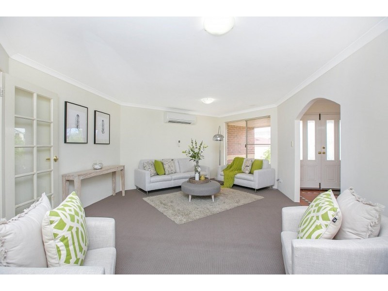 12 Imandra Circuit, Success WA 6164