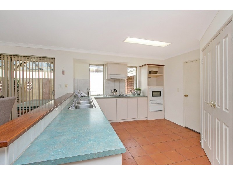 12 Imandra Circuit, Success WA 6164