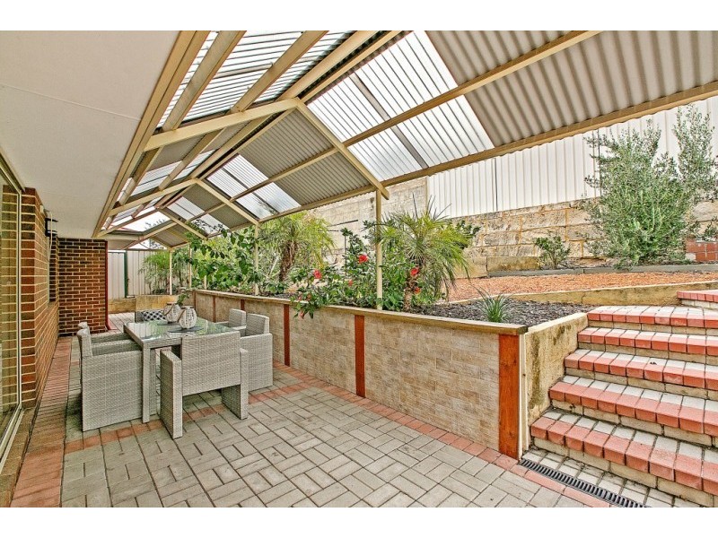 12 Imandra Circuit, Success WA 6164