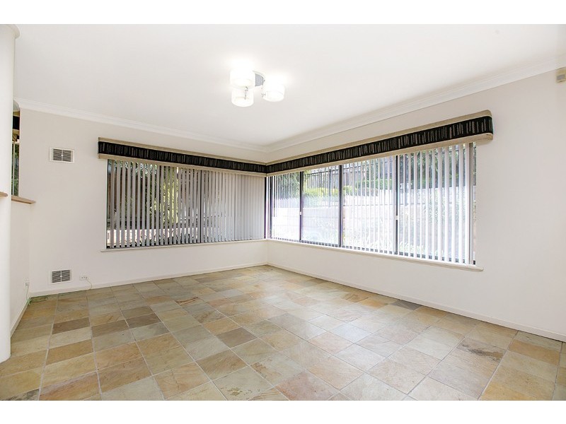 3 Glen Iris Drive, Jandakot WA 6164