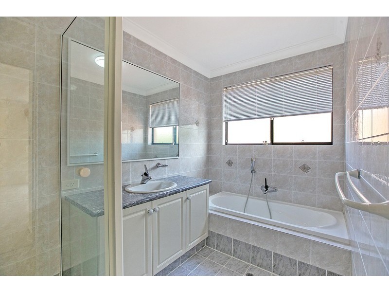 3 Glen Iris Drive, Jandakot WA 6164