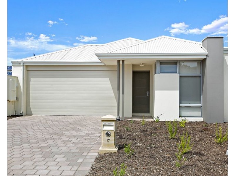 17 Darling Chase, Wandi WA 6167