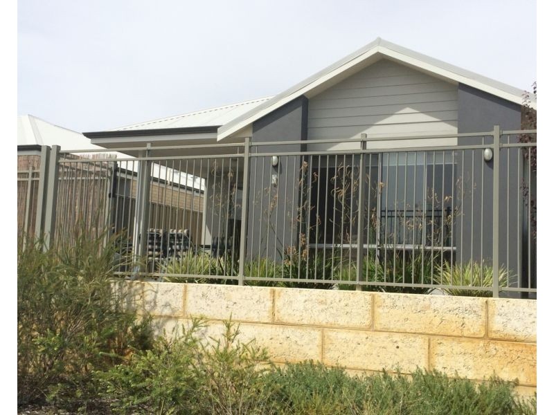 5 Jowett Lane, Piara Waters WA 6112