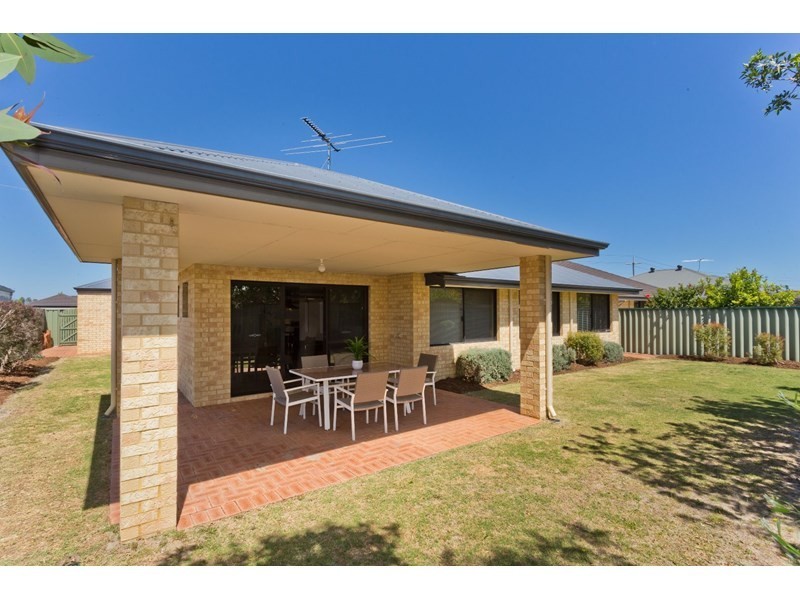 193 Gaebler Road, Aubin Grove WA 6164