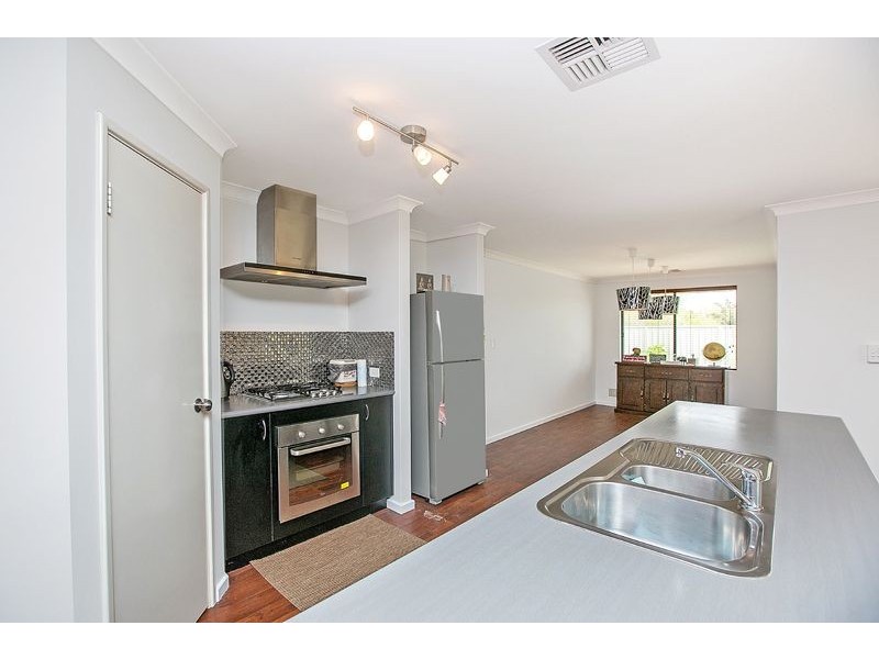 47 Bologna Gardens, Aubin Grove WA 6164