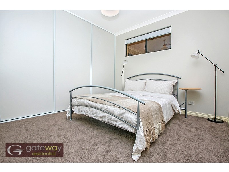 80 Honeywood Ave, Wandi WA 6167