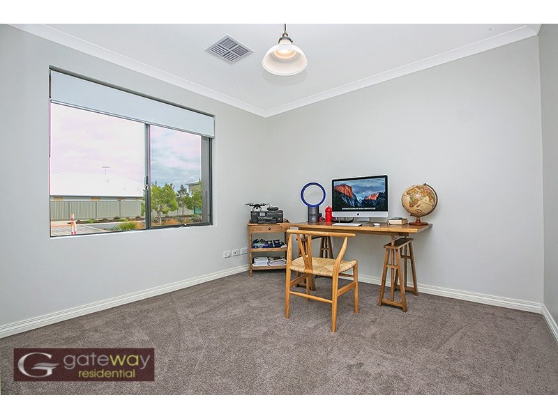 80 Honeywood Ave, Wandi WA 6167