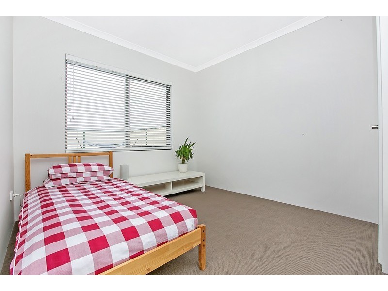 49 Murrumbidgee Drive, Hammond Park WA 6164